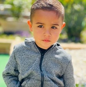 Meet your Posher, Juany